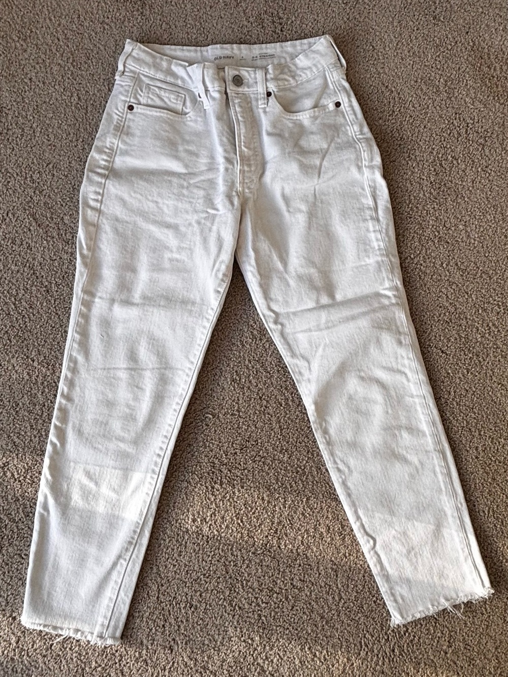 White High-Rise Jeans